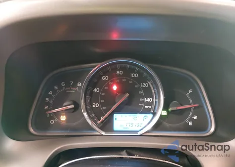 2015 Toyota Rav4 Limited из США, поврежденный, VIN 2T3DFREV4FW229567